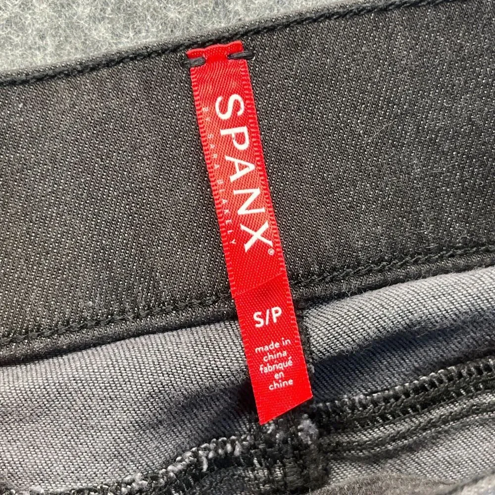 Spanx Women's Jegging Jeans Size S Black Mid Rise Stretch‎ Distressed